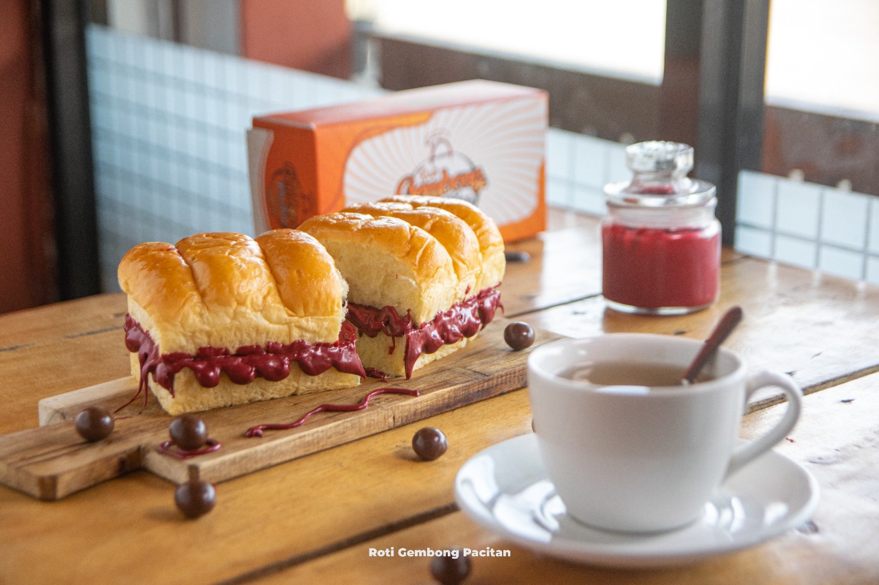 Roti Gembong Gedhe Pacitan
